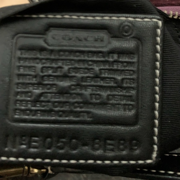 Coach Vintage Y2K Holiday  Shoulder Bag Bundle-Small. - Picture 16 of 16